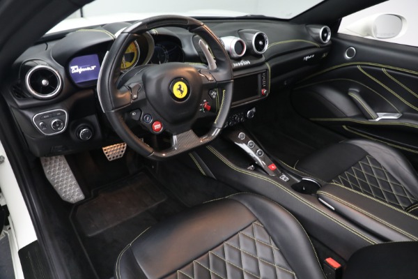 Used 2015 Ferrari California T for sale Sold at Pagani of Greenwich in Greenwich CT 06830 19