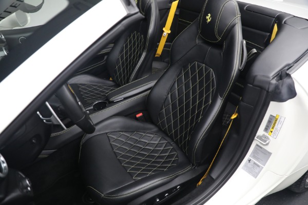 Used 2015 Ferrari California T for sale $157,900 at Pagani of Greenwich in Greenwich CT 06830 20