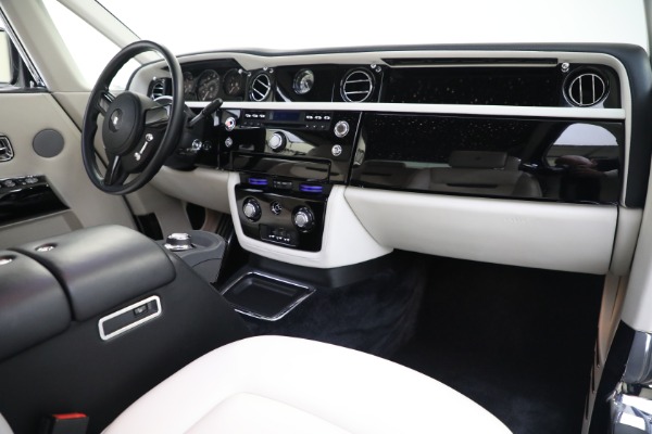 Used 2012 Rolls-Royce Phantom Coupe for sale Sold at Pagani of Greenwich in Greenwich CT 06830 15