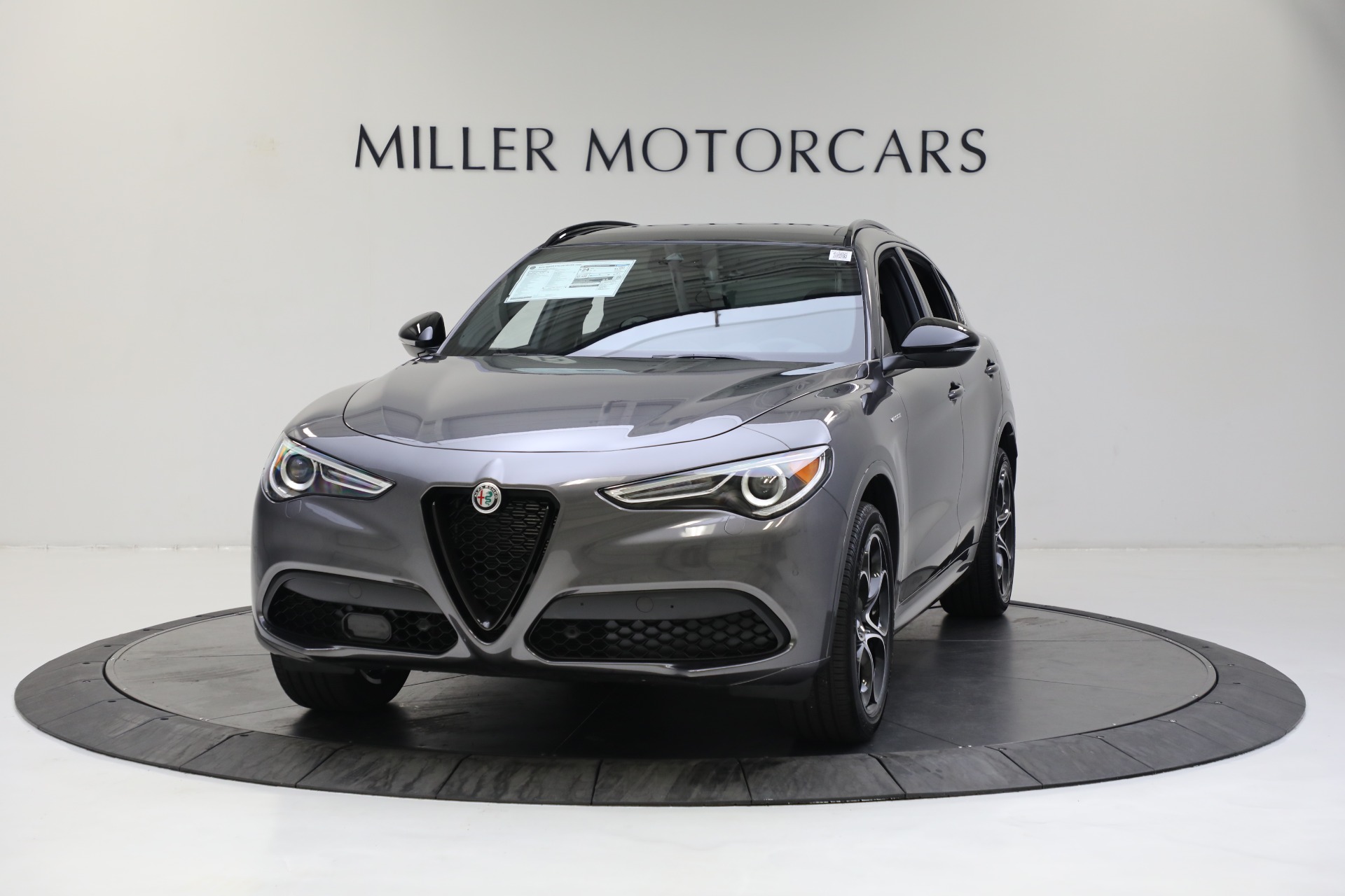 New 2023 Alfa Romeo Stelvio Veloce for sale $59,225 at Pagani of Greenwich in Greenwich CT 06830 1