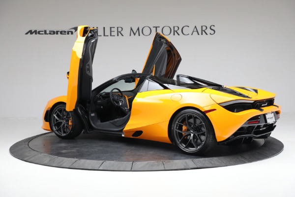 New 2022 McLaren 720S Spider Performance for sale $377,370 at Pagani of Greenwich in Greenwich CT 06830 15