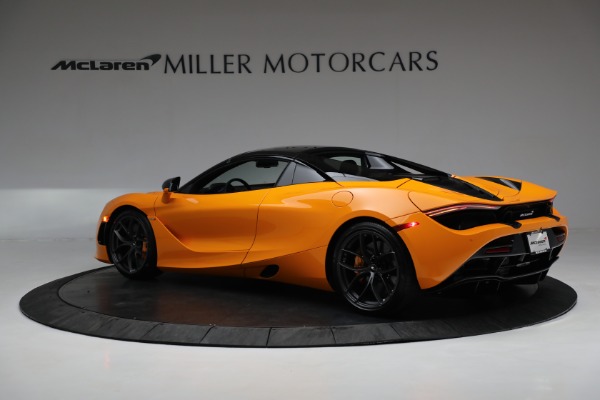 New 2022 McLaren 720S Spider Performance for sale $377,370 at Pagani of Greenwich in Greenwich CT 06830 23