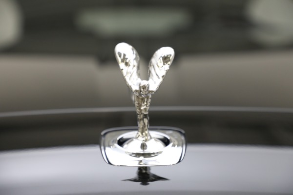 Used 2019 Rolls-Royce Wraith for sale $285,895 at Pagani of Greenwich in Greenwich CT 06830 27