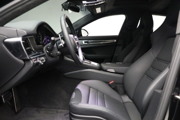 Used 2022 Porsche Panamera Turbo S for sale $189,900 at Pagani of Greenwich in Greenwich CT 06830 13