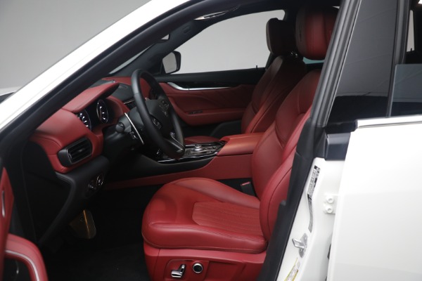 New 2023 Maserati Levante GT for sale $87,270 at Pagani of Greenwich in Greenwich CT 06830 16