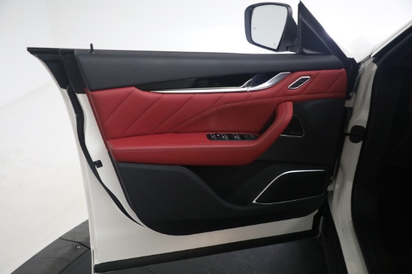 New 2023 Maserati Levante GT for sale $87,270 at Pagani of Greenwich in Greenwich CT 06830 18