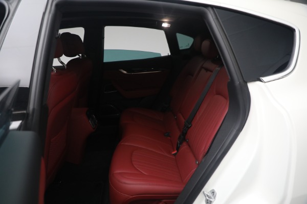 New 2023 Maserati Levante GT for sale $87,270 at Pagani of Greenwich in Greenwich CT 06830 19