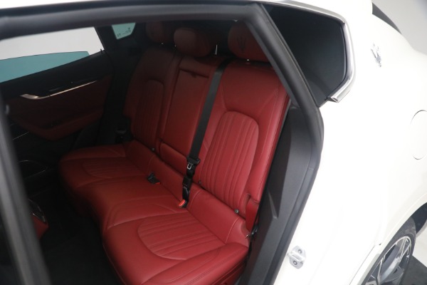 New 2023 Maserati Levante GT for sale $87,270 at Pagani of Greenwich in Greenwich CT 06830 20