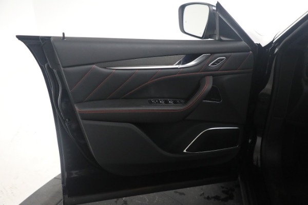 New 2023 Maserati Levante GT for sale $84,900 at Pagani of Greenwich in Greenwich CT 06830 27