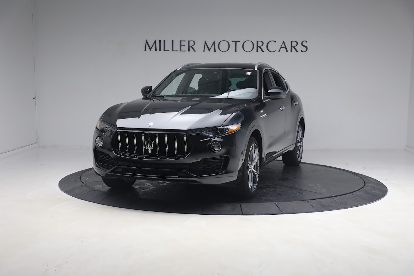 New 2023 Maserati Levante GT for sale $84,900 at Pagani of Greenwich in Greenwich CT 06830 1