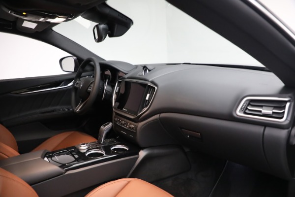 New 2023 Maserati Ghibli Modena Q4 for sale $89,847 at Pagani of Greenwich in Greenwich CT 06830 23