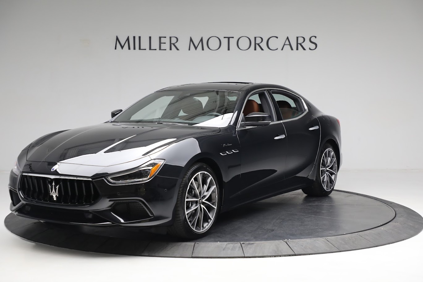 New 2023 Maserati Ghibli Modena Q4 for sale $89,847 at Pagani of Greenwich in Greenwich CT 06830 1