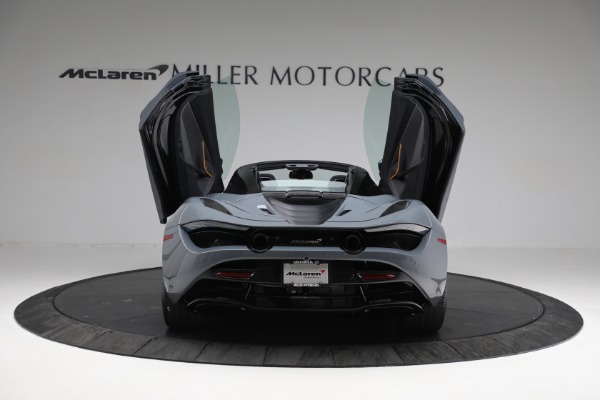 New 2022 McLaren 720S Spider Performance for sale $393,270 at Pagani of Greenwich in Greenwich CT 06830 13