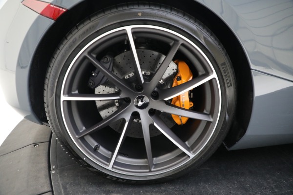 New 2022 McLaren 720S Spider Performance for sale $393,270 at Pagani of Greenwich in Greenwich CT 06830 23