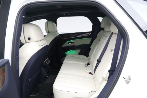 Used 2021 Bentley Bentayga Hybrid Hybrid for sale Call for price at Pagani of Greenwich in Greenwich CT 06830 21