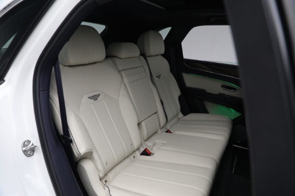 Used 2021 Bentley Bentayga Hybrid Hybrid for sale Call for price at Pagani of Greenwich in Greenwich CT 06830 28