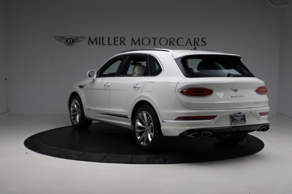 Used 2021 Bentley Bentayga Hybrid Hybrid for sale Call for price at Pagani of Greenwich in Greenwich CT 06830 5