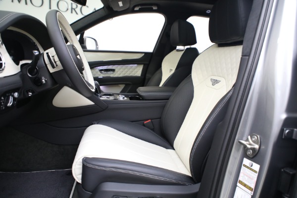 New 2023 Bentley Bentayga V8 Azure for sale $263,320 at Pagani of Greenwich in Greenwich CT 06830 17