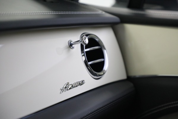 New 2023 Bentley Bentayga V8 Azure for sale $263,320 at Pagani of Greenwich in Greenwich CT 06830 23