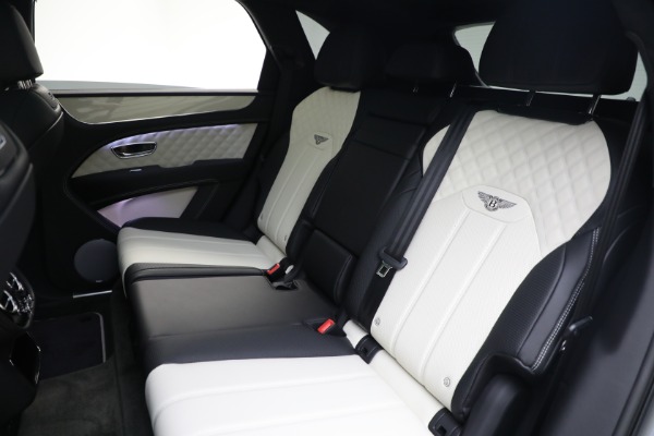 New 2023 Bentley Bentayga V8 Azure for sale $263,320 at Pagani of Greenwich in Greenwich CT 06830 24