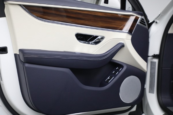 New 2023 Bentley Flying Spur Hybrid for sale $244,610 at Pagani of Greenwich in Greenwich CT 06830 15