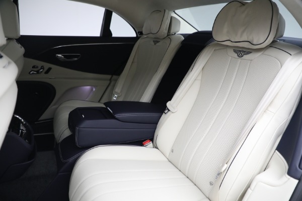 New 2023 Bentley Flying Spur Hybrid for sale $244,610 at Pagani of Greenwich in Greenwich CT 06830 24