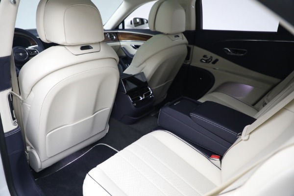 New 2023 Bentley Flying Spur Hybrid for sale $244,610 at Pagani of Greenwich in Greenwich CT 06830 26