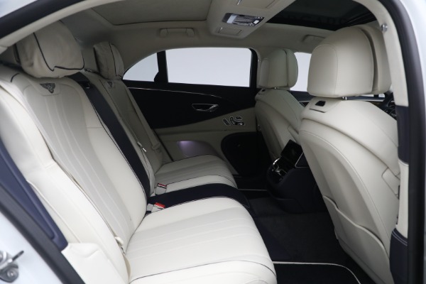 New 2023 Bentley Flying Spur Hybrid for sale $244,610 at Pagani of Greenwich in Greenwich CT 06830 28