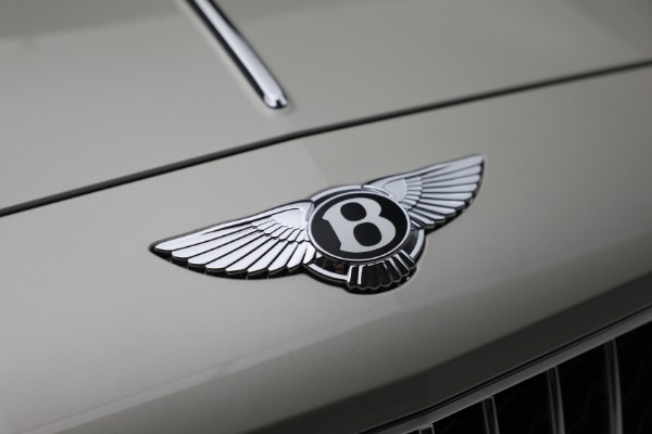 New 2023 Bentley Flying Spur V8 for sale $246,365 at Pagani of Greenwich in Greenwich CT 06830 15