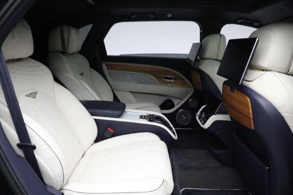 Used 2023 Bentley Bentayga EWB Azure for sale $179,900 at Pagani of Greenwich in Greenwich CT 06830 28