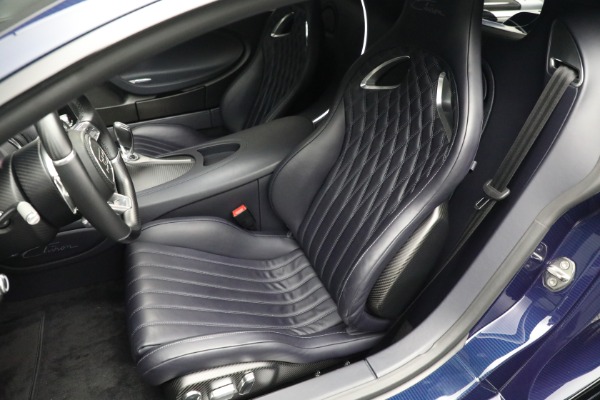 Used 2018 Bugatti Chiron for sale $3,575,000 at Pagani of Greenwich in Greenwich CT 06830 24