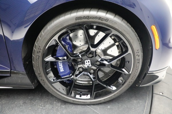 Used 2018 Bugatti Chiron for sale $3,575,000 at Pagani of Greenwich in Greenwich CT 06830 25