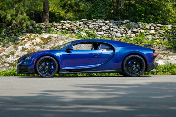 Used 2018 Bugatti Chiron for sale Call for price at Pagani of Greenwich in Greenwich CT 06830 5