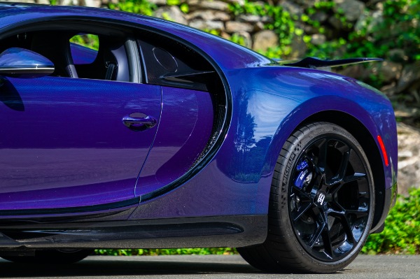 Used 2018 Bugatti Chiron for sale $3,575,000 at Pagani of Greenwich in Greenwich CT 06830 6