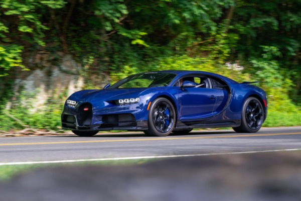 Used 2018 Bugatti Chiron Chiron for sale Sold at Pagani of Greenwich in Greenwich CT 06830 9