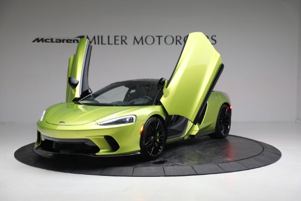 New 2023 McLaren GT Luxe for sale $234,030 at Pagani of Greenwich in Greenwich CT 06830 16
