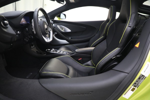 New 2023 McLaren GT Luxe for sale Sold at Pagani of Greenwich in Greenwich CT 06830 24