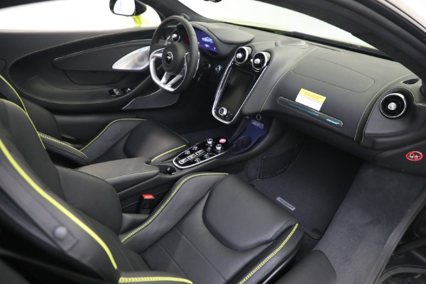 New 2023 McLaren GT Luxe for sale $234,030 at Pagani of Greenwich in Greenwich CT 06830 26