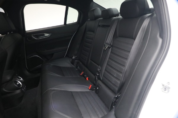 Used 2023 Alfa Romeo Giulia Estrema for sale $32,900 at Pagani of Greenwich in Greenwich CT 06830 19