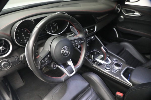 Used 2023 Alfa Romeo Giulia Estrema for sale $32,900 at Pagani of Greenwich in Greenwich CT 06830 21
