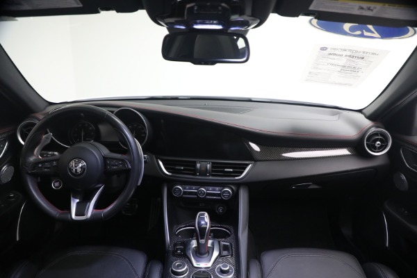 Used 2023 Alfa Romeo Giulia Estrema for sale $32,900 at Pagani of Greenwich in Greenwich CT 06830 22