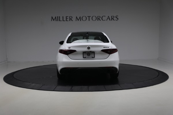 Used 2023 Alfa Romeo Giulia Estrema for sale $32,900 at Pagani of Greenwich in Greenwich CT 06830 6