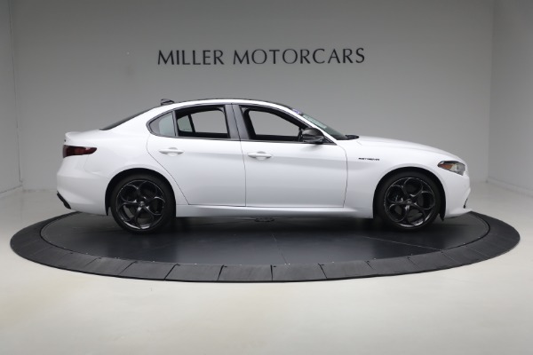 Used 2023 Alfa Romeo Giulia Estrema for sale $32,900 at Pagani of Greenwich in Greenwich CT 06830 9