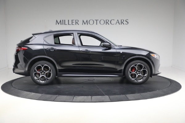 Used 2023 Alfa Romeo Stelvio Ti for sale $32,900 at Pagani of Greenwich in Greenwich CT 06830 10