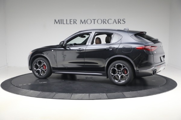 Used 2023 Alfa Romeo Stelvio Ti for sale $32,900 at Pagani of Greenwich in Greenwich CT 06830 5
