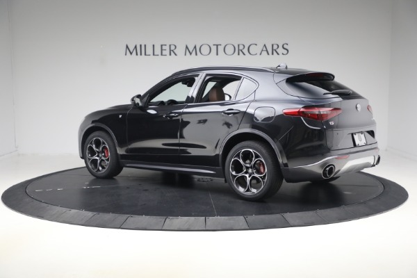 Used 2023 Alfa Romeo Stelvio Ti for sale $32,900 at Pagani of Greenwich in Greenwich CT 06830 6