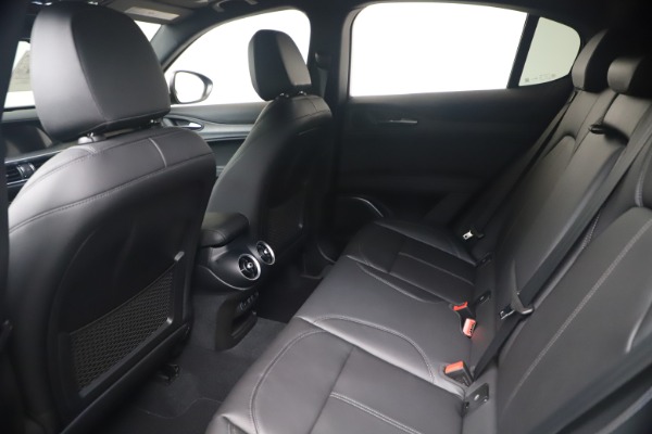 New 2023 Alfa Romeo Stelvio Ti for sale $56,970 at Pagani of Greenwich in Greenwich CT 06830 19