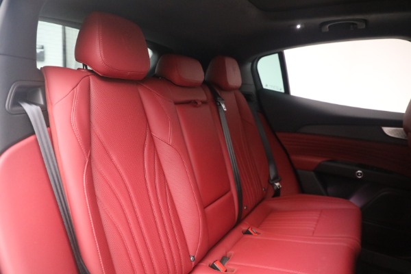 New 2023 Maserati Grecale Modena for sale $75,251 at Pagani of Greenwich in Greenwich CT 06830 27