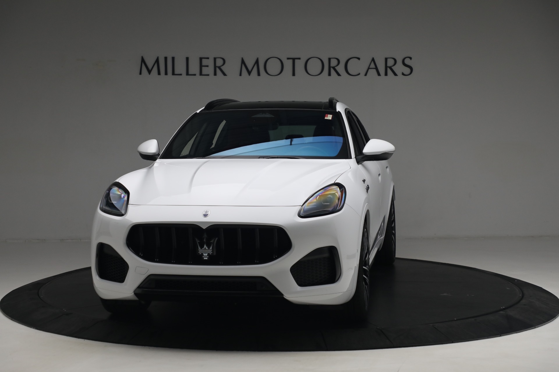 New 2023 Maserati Grecale Modena for sale $75,251 at Pagani of Greenwich in Greenwich CT 06830 1