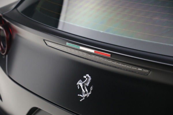 Used 2018 Ferrari GTC4Lusso for sale $265,900 at Pagani of Greenwich in Greenwich CT 06830 27